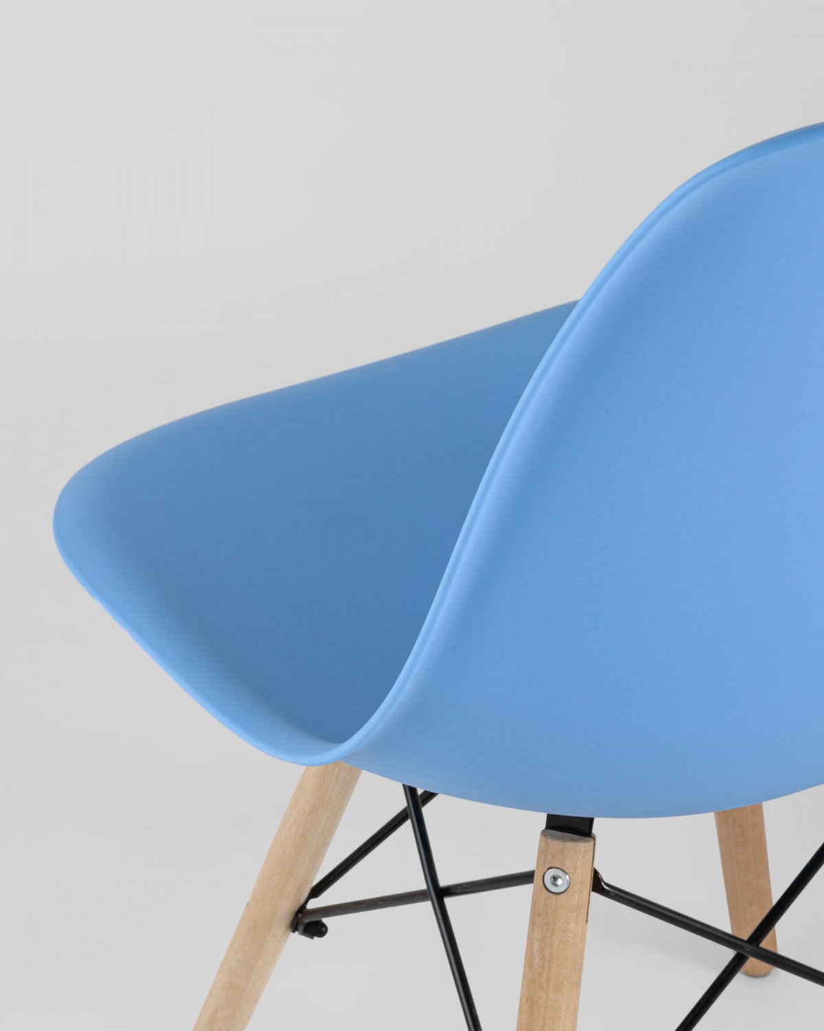 Стул Eames Style DSW голубой x4 (разборный каркас) фото 12