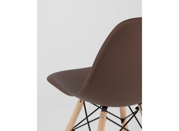 Стул Eames Style DSW коричневый (разборный каркас) фото 9